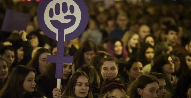 Detenido un hombre tras apuñalar a su expareja y a la madre de esta en Pamplona