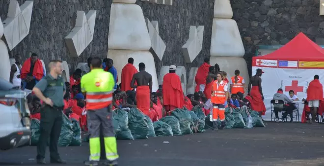 Llega a El Hierro el cayuco con más migrantes desde que se abrió la ruta canaria