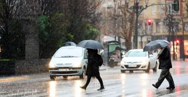 Las temperaturas bajarán este lunes, con nubosidad y lluvias