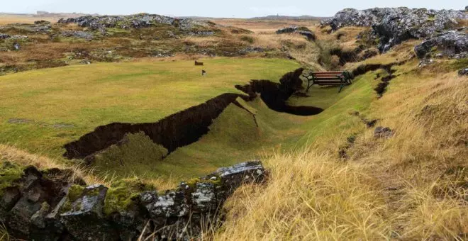 Aumentan las probabilidades de una erupción volcánica en Islandia tras registrarse mil nuevos terremotos