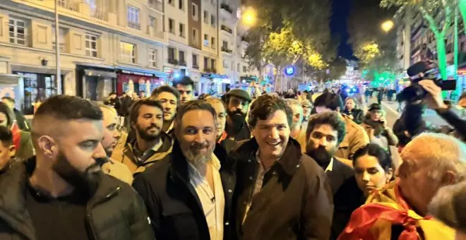 ¿Quién es Tucker Carlson? El desinformador preferido de Trump que va con Abascal a las protestas de Ferraz