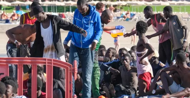 Octubre marca el récord de llegadas de migrantes a Canarias en un mes: 14.976 personas