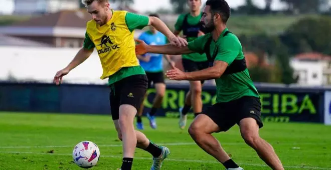 El Racing vuelve a los entrenamientos tras su victoria en el Ciutat de València