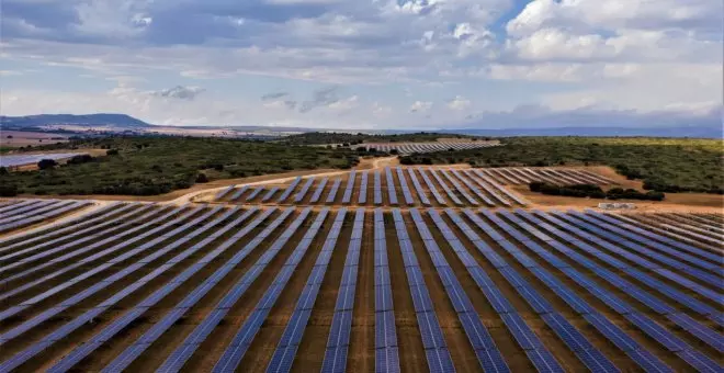 La industria asturiana producirá estructuras para energía solar en Almería