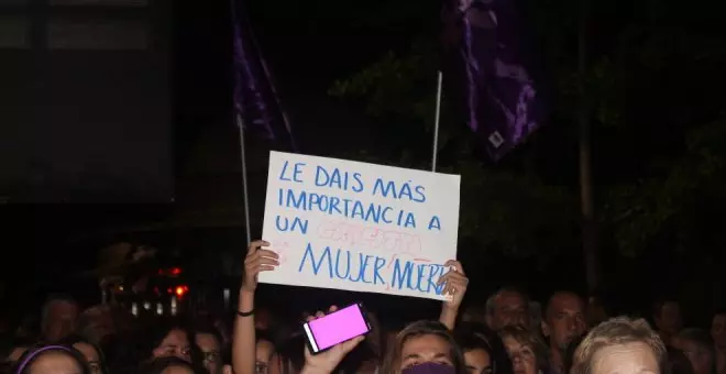 Miles de mujeres salen a las calles de España contra la violencia machista y el negacionismo