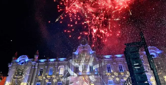 "El PP privatiza hasta las luces de Navidad"