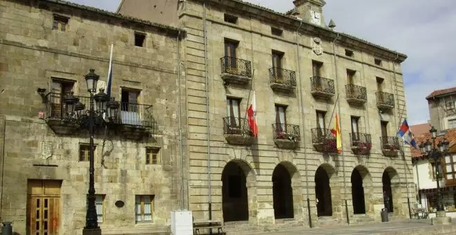 Reinosa congela impuestos como el IBI y amplía bonificaciones pero sube la tasa de agua y alcantarillado