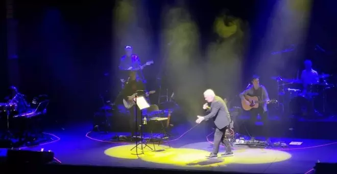 Víctor Manuel en el Gran Teatre del Liceu: una vida en canciones defendida con aplomo