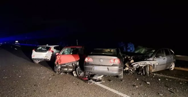 Reabierta la A-67 de Palencia a Cantabria tras un alcance entre 13 vehículos con al menos dos heridos