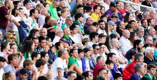 Las peñas del Racing no organizan ningún desplazamiento para el partido en Éibar tras incidentes de la temporada pasada