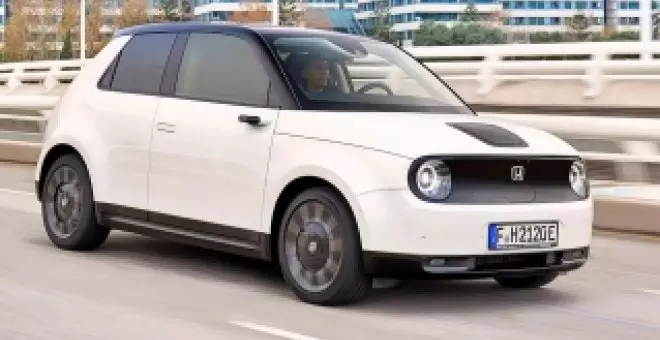 Este coche es ideal para la ciudad y más barato que el MINI Cooper SE, pero ha sido un rotundo fracaso en ventas