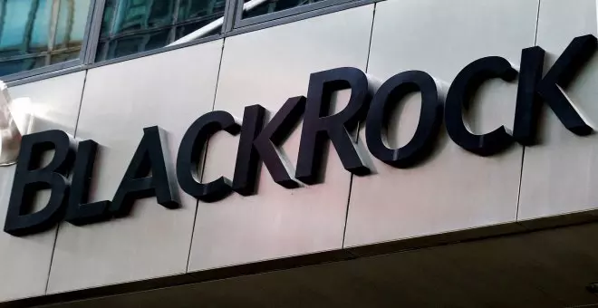 BlackRock, el fondo con intereses en medios e industria armamentista, se embolsa 700 millones del Ibex