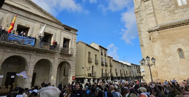 Yepes se vuelca en la calle para "salvar" su colegiata, una joya del siglo XVI amenazada por un posible derrumbe