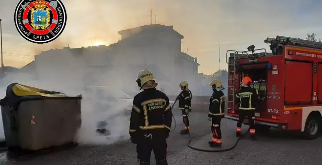 Arden varios contenedores en Santander