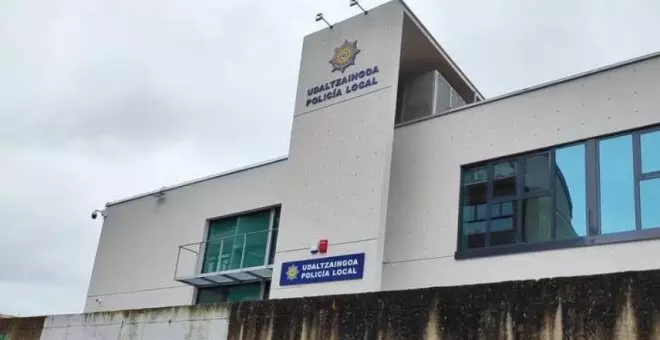 Detenido un hombre en Vitoria tras abordar a su expareja en su vehículo pese a tener una orden de alejamiento