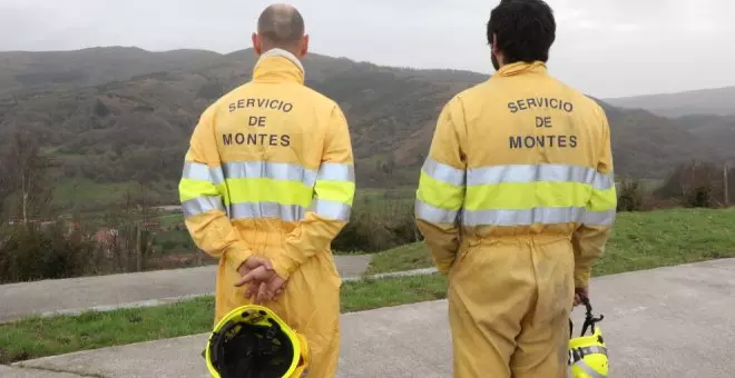 Cantabria tiene dos incendios activos en zonas inaccesibles de Vega de Pas y Selaya y otro controlado