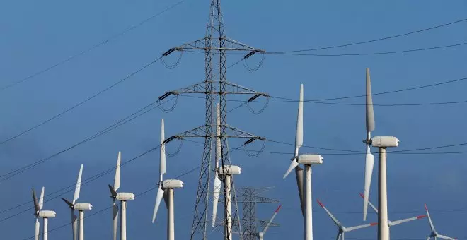 Las grandes energéticas ganan más de 30 millones diarios y guardan 5.800 para inversiones verdes bonificadas fiscalmente