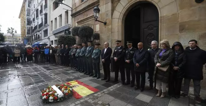 Los vecinos de Barbate, destrozados por la muerte de dos guardias civiles