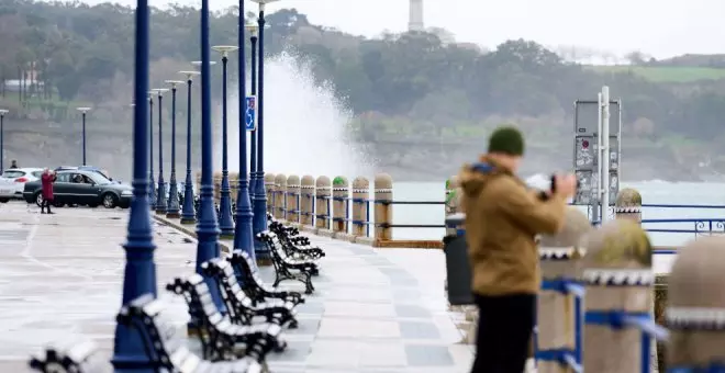 Cantabria estará el lunes en aviso naranja por oleaje y en amarillo por viento