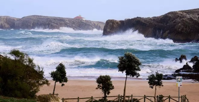 El viento provoca 40 incidencias esta mañana en Cantabria