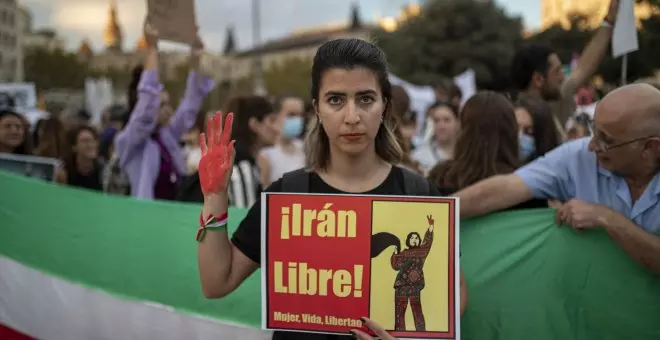 Irán condena a casi cuatro años de cárcel al cantante del himno de las protestas por la muerte de Mahsa Amini