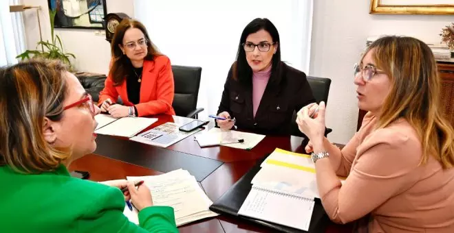 Sin acuerdos ni plazos concretos, así se salda la primera reunión entre Igual y la delegada del Gobierno