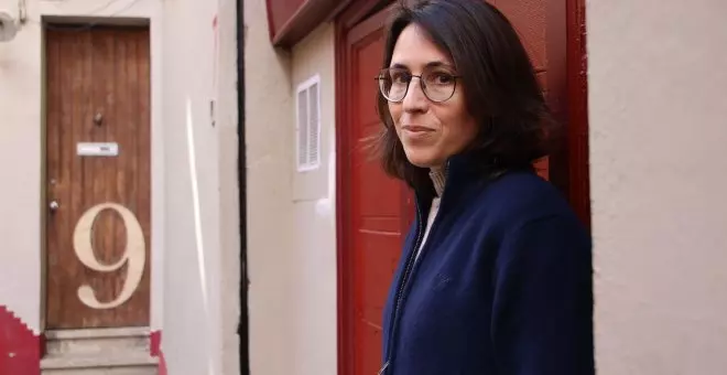 Eva Baltasar: "Estamos yendo hacia una masa empobrecida sostenida por una casta, una élite que son cuatro"