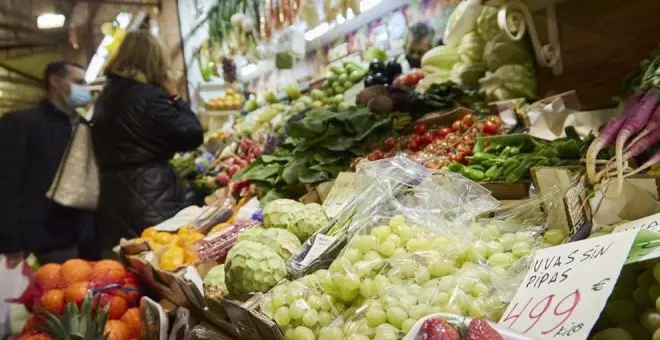 En marcha una campaña con 24 historias de vida de comerciantes y clientes de los mercados de la ciudad