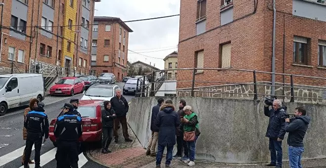 Siero: Resistencia al desahucio de una familia afectada por una estafa