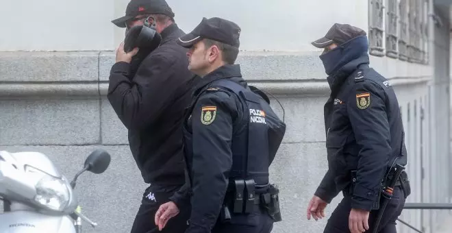 El guardia civil implicado en el 'caso Koldo' llevaba encima 4.835 dólares cuando fue detenido en el aeropuerto de Barajas