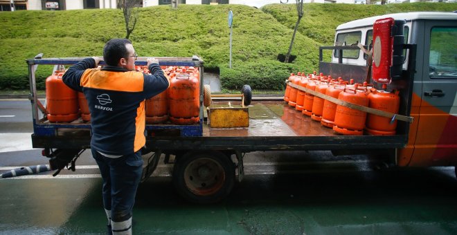 La bombona de butano cae hasta los 16,14 euros en su primer descenso en seis meses