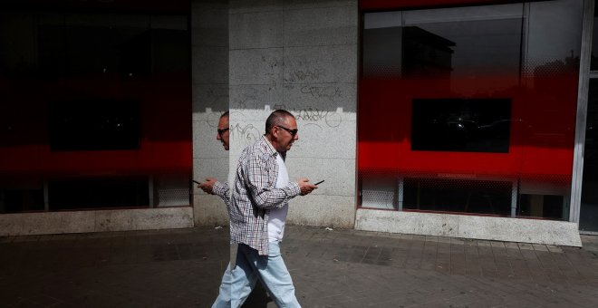 Los grandes bancos ganan 6.500 millones en el primer trimestre y pagan casi 1.500 millones por el impuesto a la banca