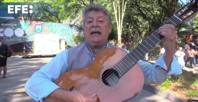 La guitarra del payador 'Lopecito' pone ritmo a la Semana Criolla en Uruguay