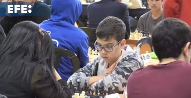 El joven prodigio del ajedrez, Faustino Oro, protagonista en un torneo con 600 jugadores