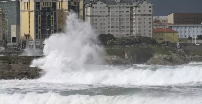 El fuerte viento, el oleaje y las lluvias ponen en alerta a 16 comunidades autónomas