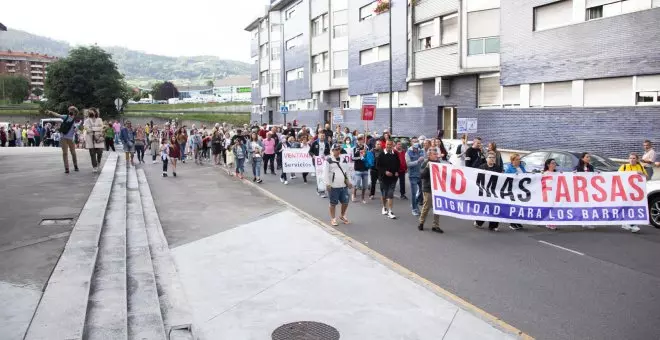 Ventanielles estudia movilizaciones en defensa del centro de salud