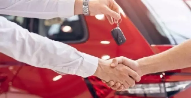 Coches eléctricos de segunda mano, una opción asequible, aunque la OCU te avisa de algo muy importante