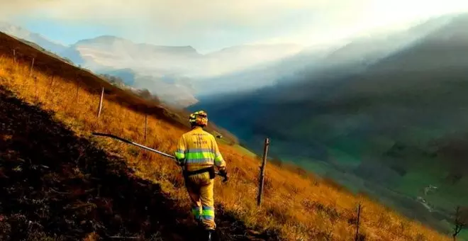 Extinguidos 15 de los 17 incendios forestales registrados desde el viernes