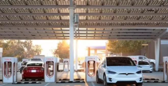 Tesla anuncia nuevos precios de suscripción para su gran red de Supercargadores en Europa