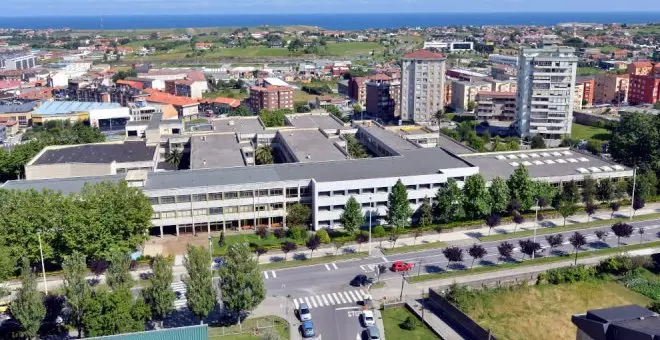 Desalojada la Facultad de Medicina de la UC por una alerta en los niveles de gas