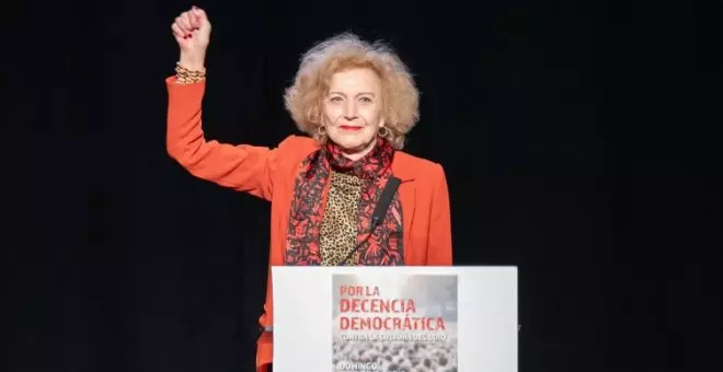 La emotiva defensa de Marisa Paredes a Pedro Sánchez: "Hay que gritar y decir que no queremos volver atrás"