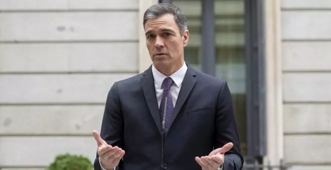 Gobierno y PSOE esperan en vilo la decisión de Sánchez, encerrado en La Moncloa desde el miércoles