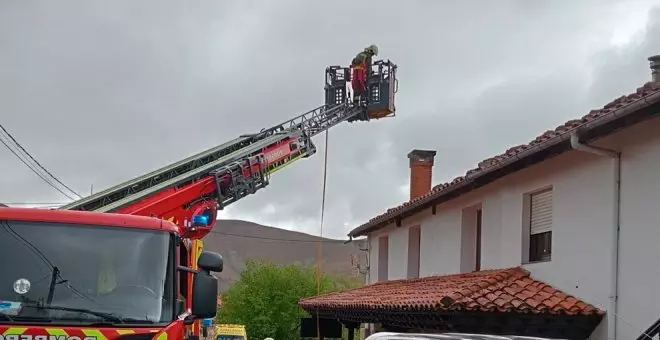 Sofocado un incendio en la chimenea de un restaurante en Los Tojos