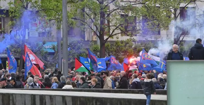 CSI, Intersindical, CGT y CNT se manifiestan en Xixón por los derechos sociales y contra el rearme