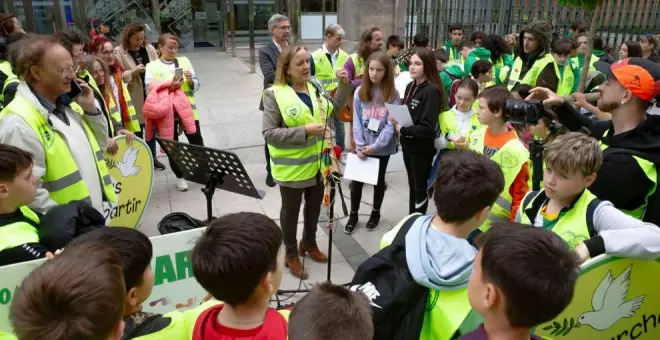 La marcha 'Caminata saludable' recorre Santander para recaudar alimentos y ayudar a personas con cáncer