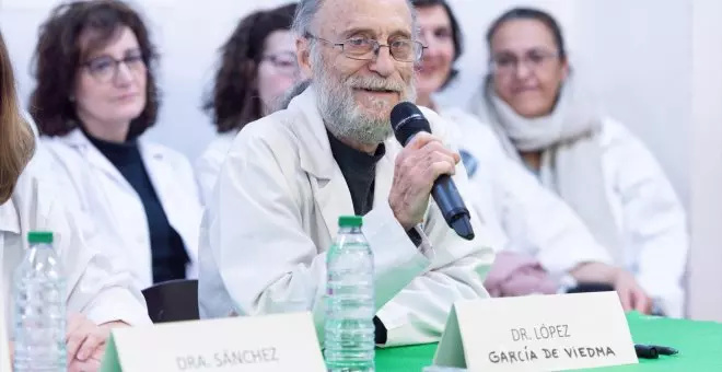 Un doctor de atención primaria jubilado se niega a asistir a un homenaje organizado por la Comunidad de Madrid