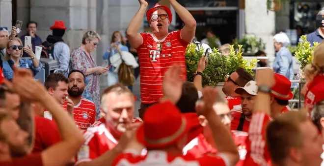 Un hotel que trabaja para el Ayuntamiento de Madrid desalojó a víctimas de violencia de género para acoger a hinchas de fútbol