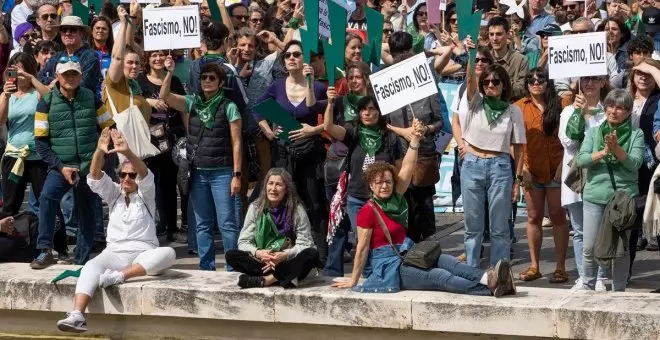 La plaza de Colón, tomada por la protesta contra el fascismo