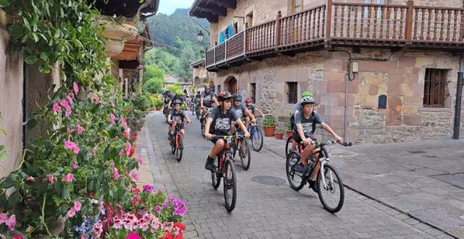 Los vecinos celebrarán el Día de la Bici, con un programa solidario, deportivo y festivo