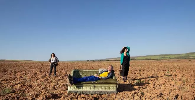 'Quiero colapsar a tu lado': el teatro en verde se abre paso